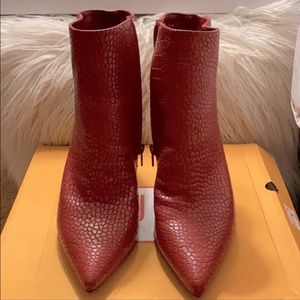 HOT Bellflower ROUGE Red Faux Crocodile Booties